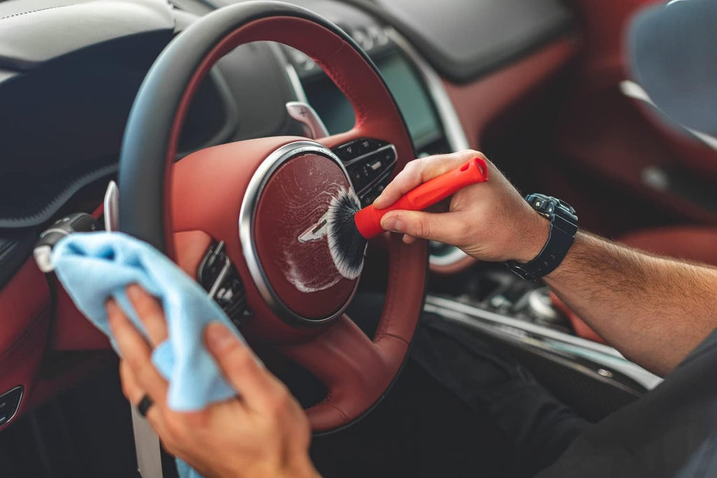Trigrip Ultra-Soft Detailing Brush Set - Red