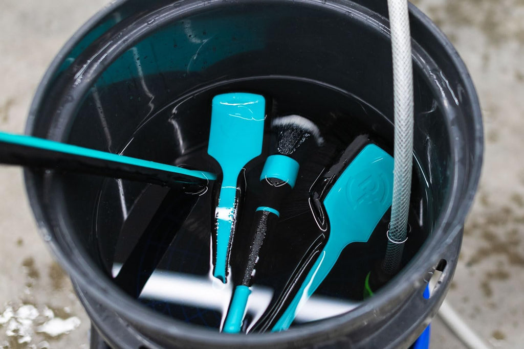 Trigrip Ultra-Soft Detailing Brush Set - Octane Riptide
