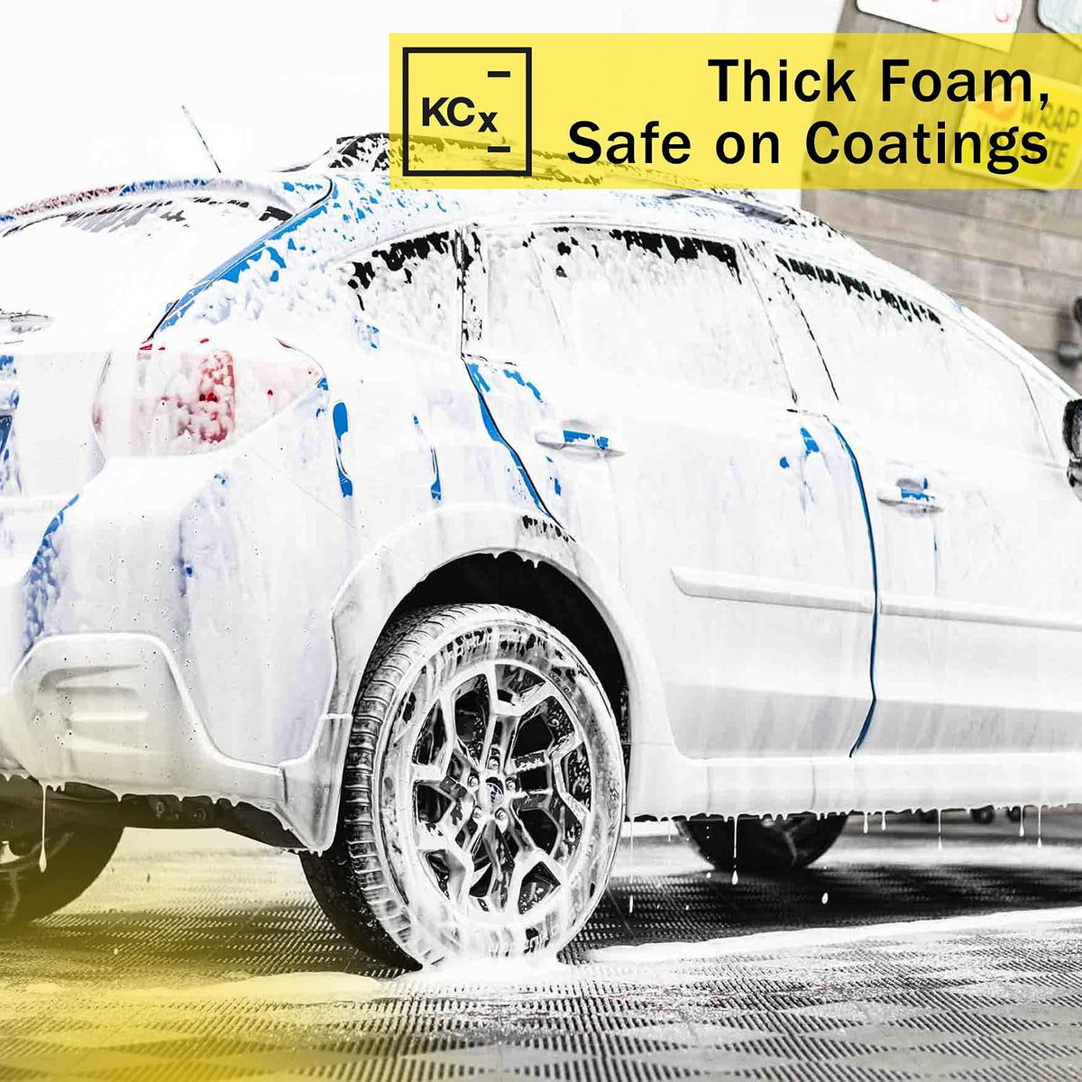 Koch-Chemie - Active Foam - Phosphate and NTA Free, Paintwork Protective, Unique Foam Formulation, Long Lasting Sandalwood Aroma (1 Liter)